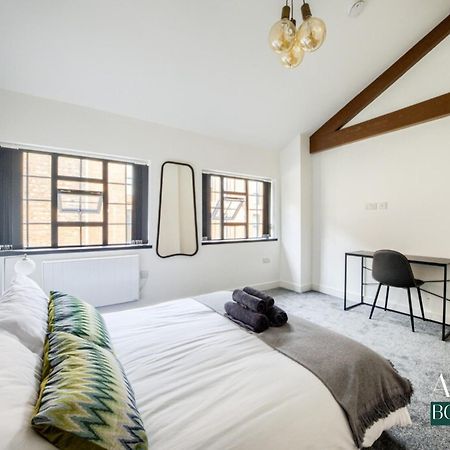 Luxury 3 Floor Townhouse Birmingham - Alara Boutique Living Leilighet Eksteriør bilde